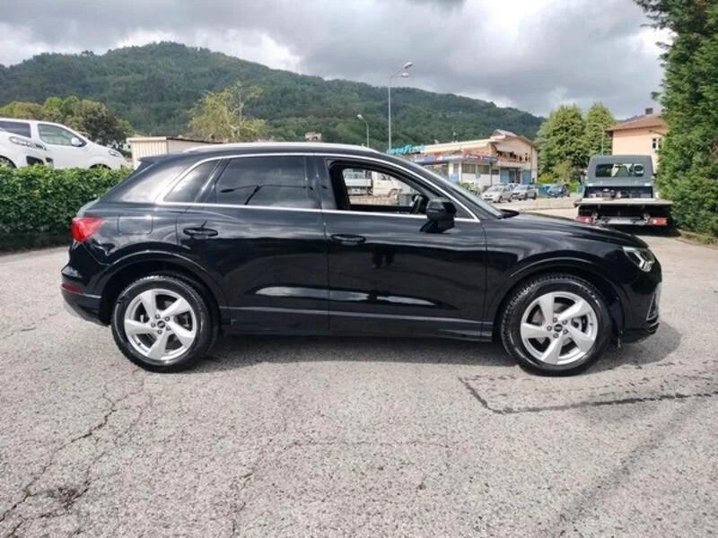 Audi Q3 35 TDI S tronic Business Advanced