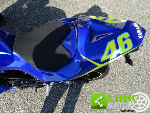 YAMAHA RD 500 LC REPLICA VALENTINO ROSSI