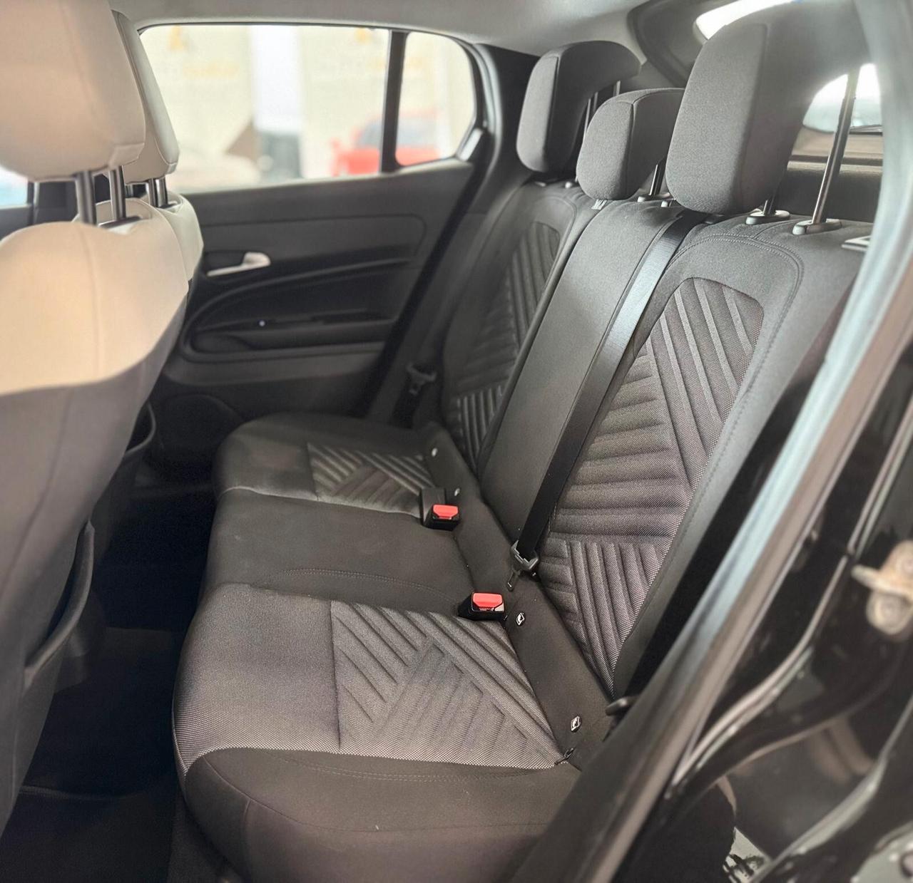 Fiat 600 Hybrid 100 CV DCT MHEV