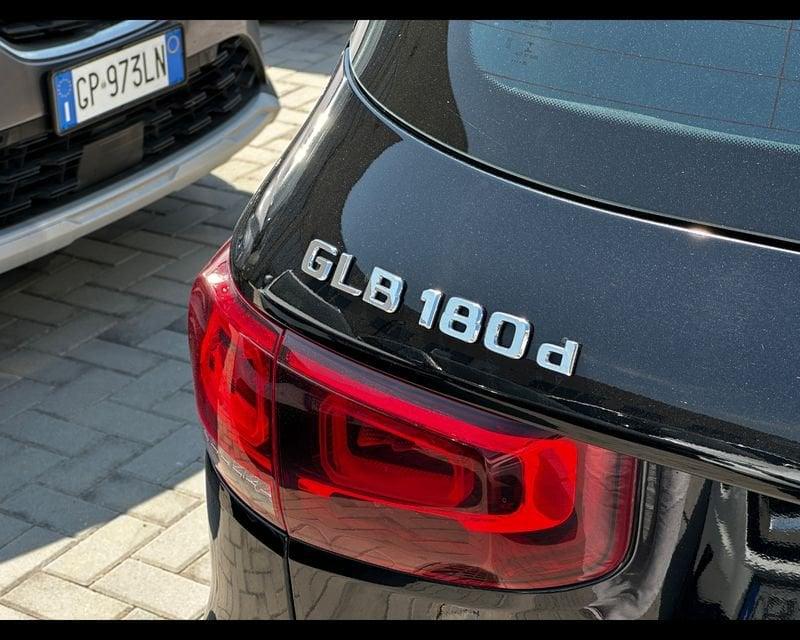 Mercedes-Benz GLB GLB 180 d Automatic Sport