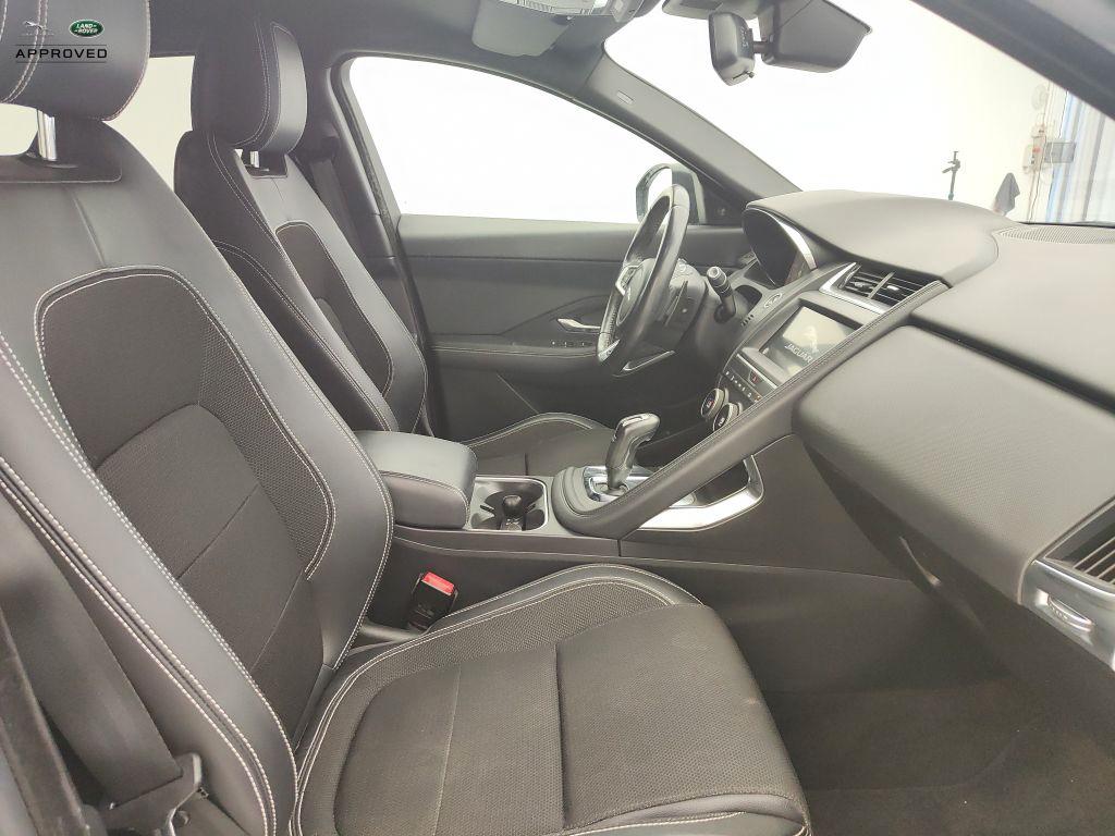 JAGUAR E-Pace (X540) - E-Pace 2.0 AWD aut. R-Dynamic
