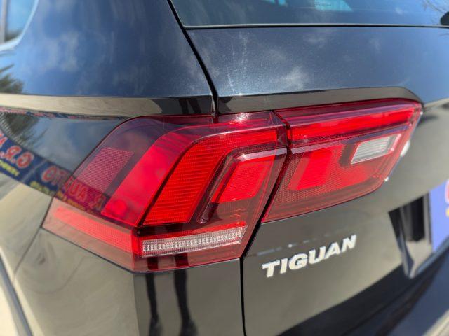 VOLKSWAGEN Tiguan R-LINE unicpro/GARANZIA 12 mesi
