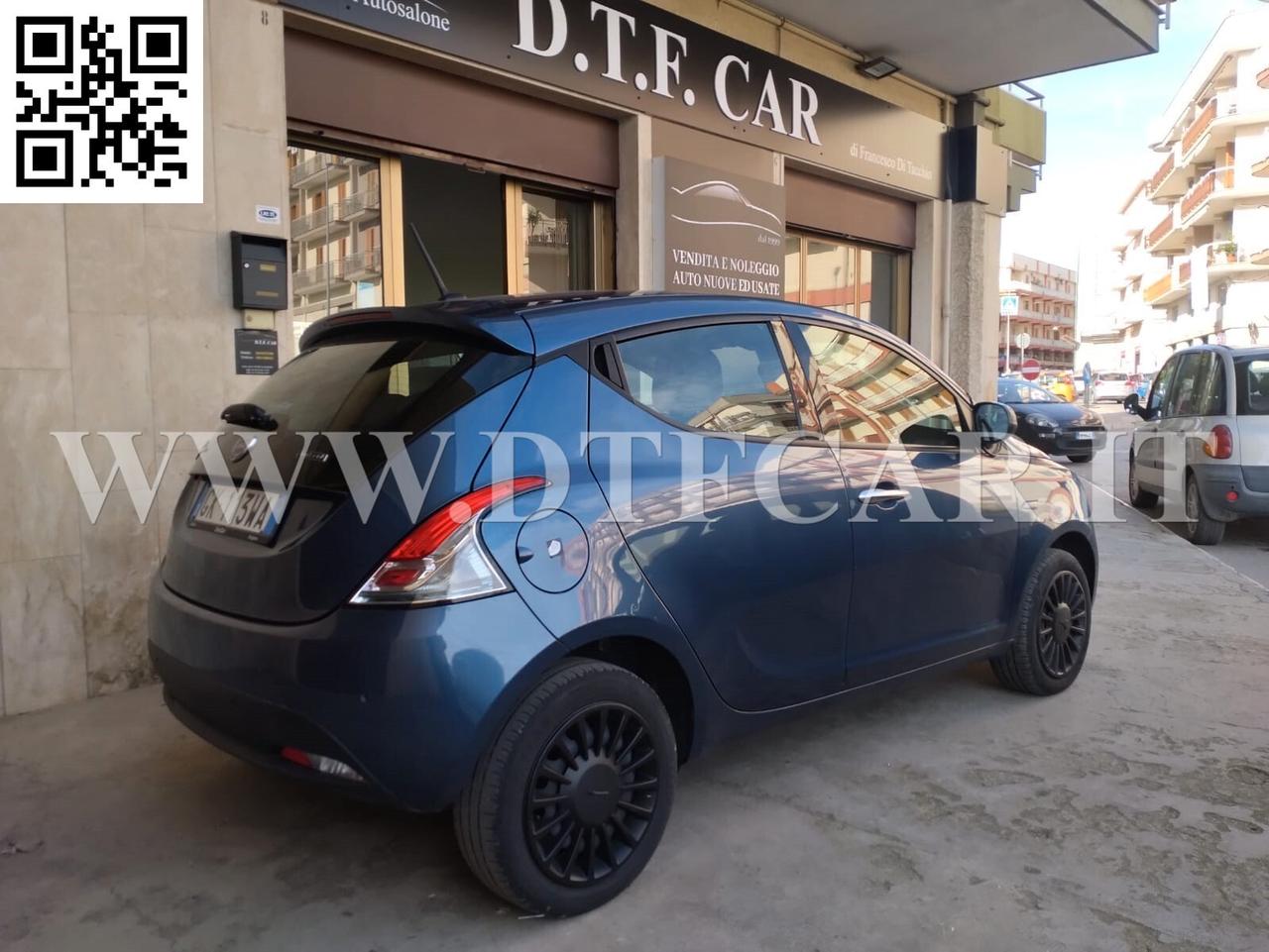 Lancia Ypsilon 1.0 FireFly 5 porte S&S Hybrid Ecochic Gold