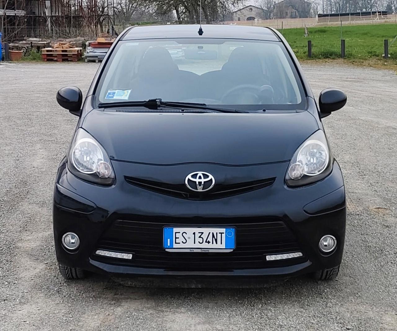 Toyota Aygo 1.0 VVT-i 69 CV 5 porte x-cool