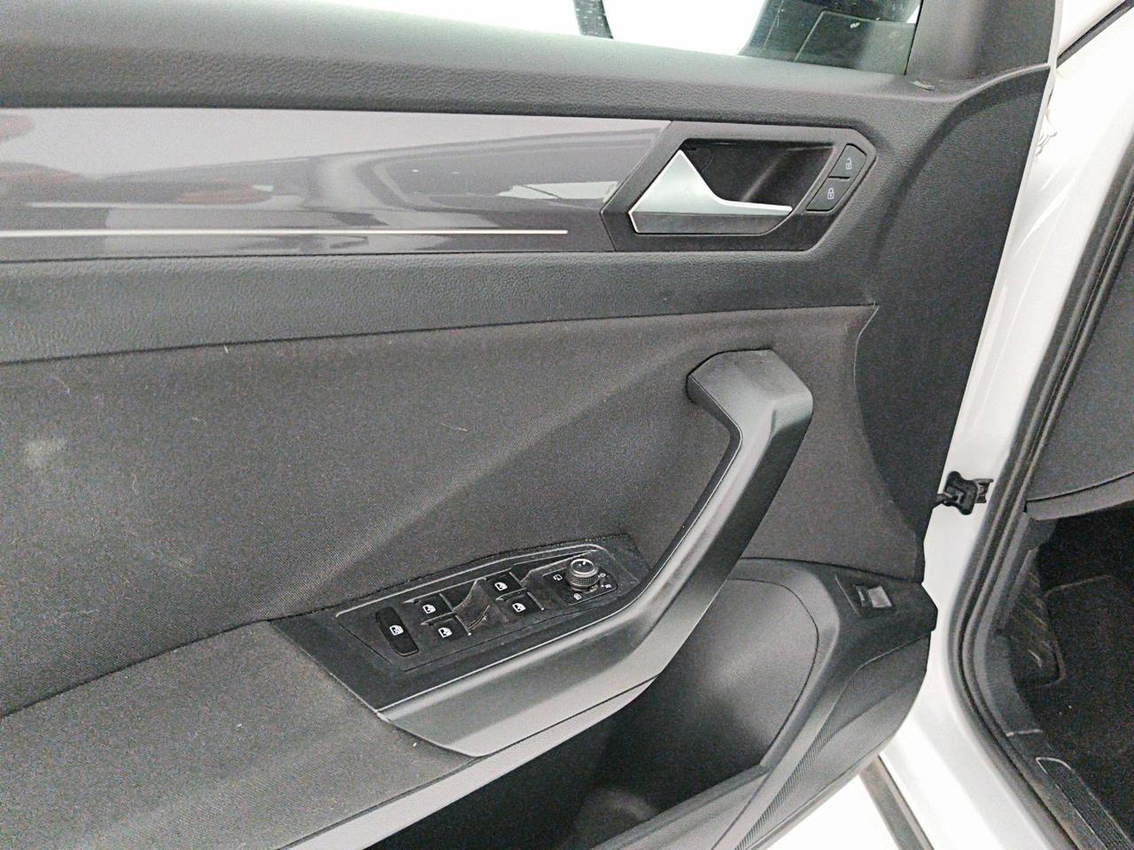 Volkswagen T-Roc 2.0 tdi Advanced 150cv