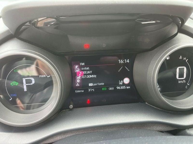 Toyota Yaris Hybrid Trend MY21