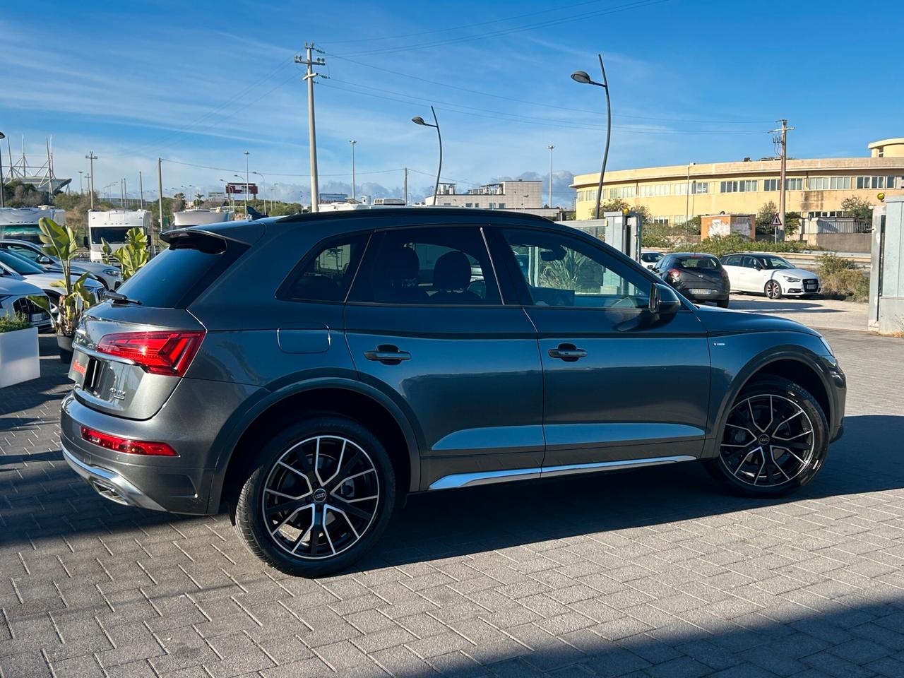 Audi Q5 40 2.0 tdi mhev 12V S line quattro s-tronic