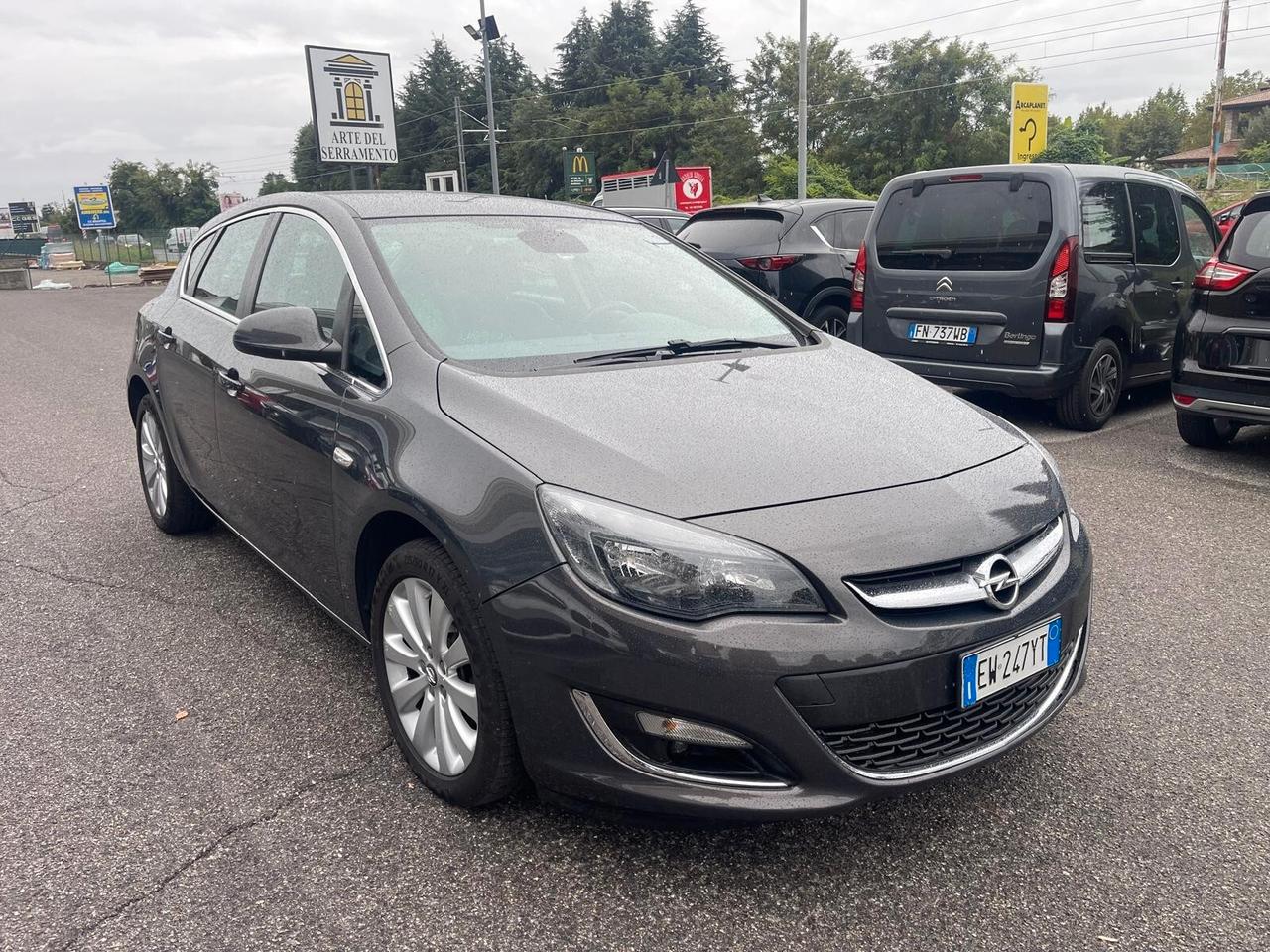 Opel Astra 1.4 Turbo 140CV 5 porte Cosmo