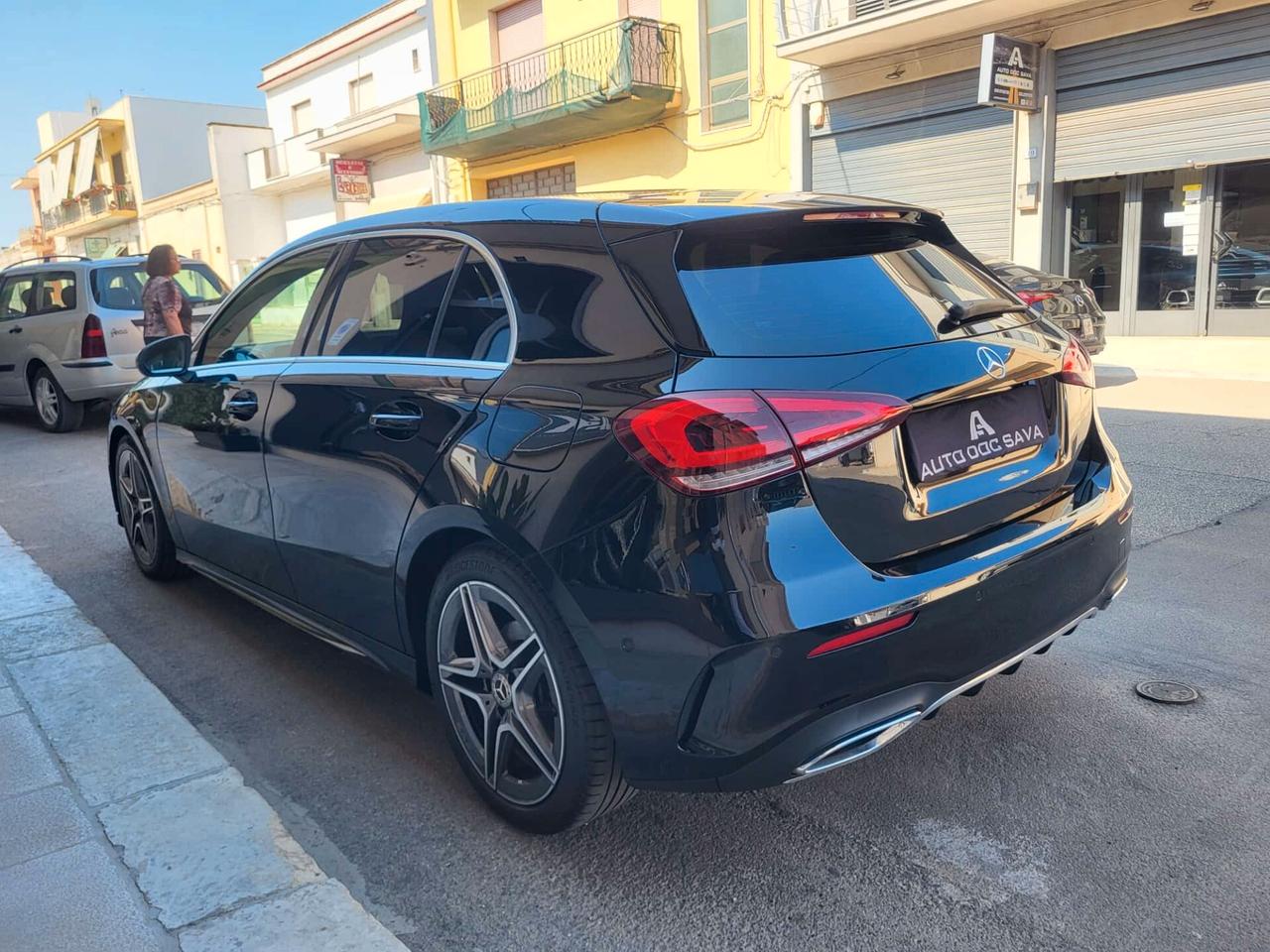 Mercedes A 180 d Autom. Premium/Amg+Luci Ambiente...