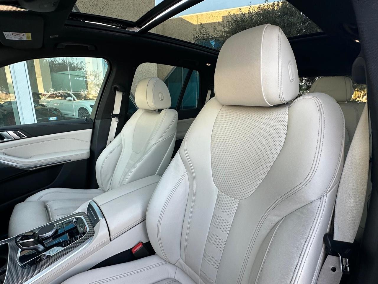 Bmw X5 M xDrive45e Msport Super Prezzo, Possibilità noleggio no scoring