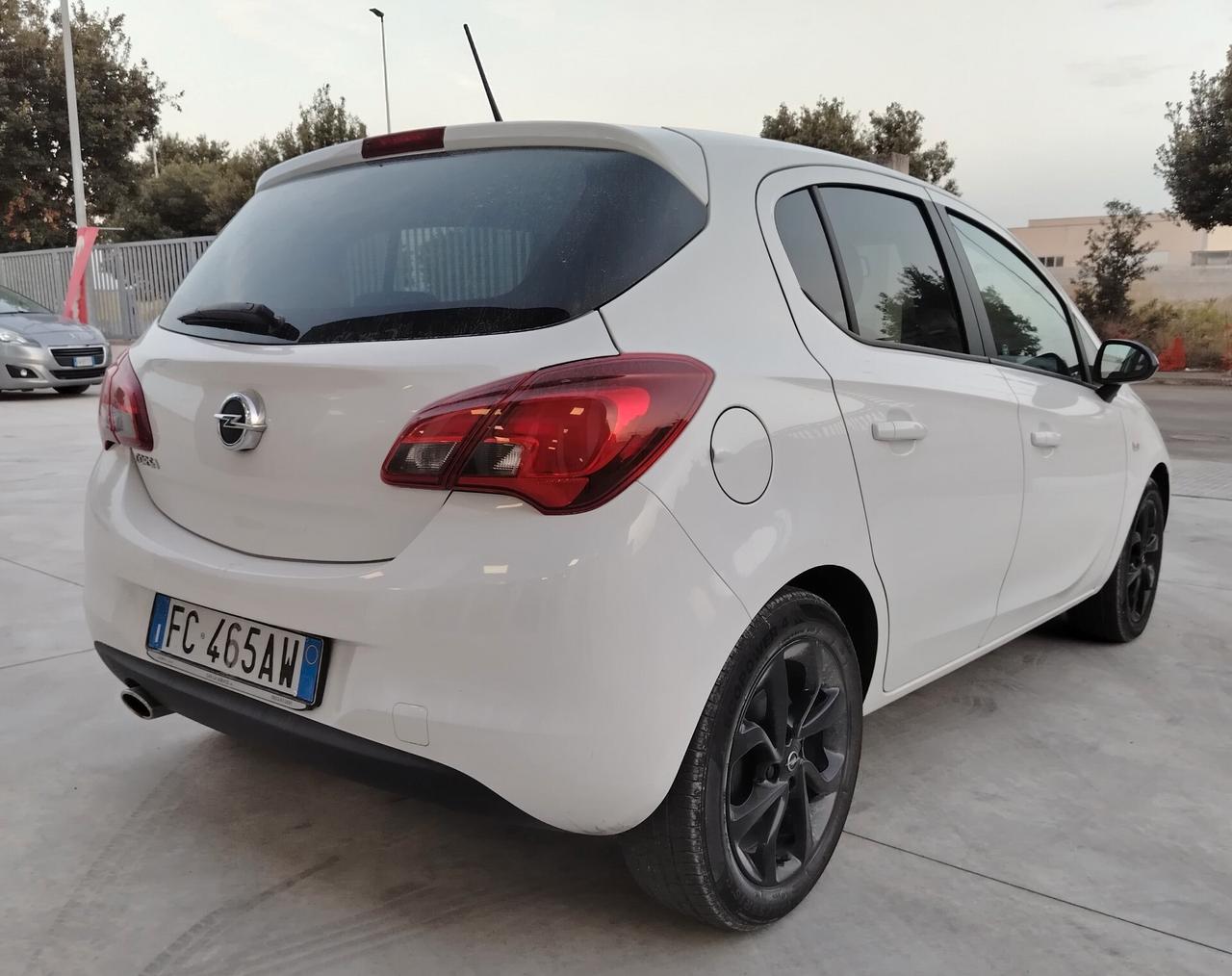Opel Corsa 1.4 90CV GPL Tech 5 porte b-Color