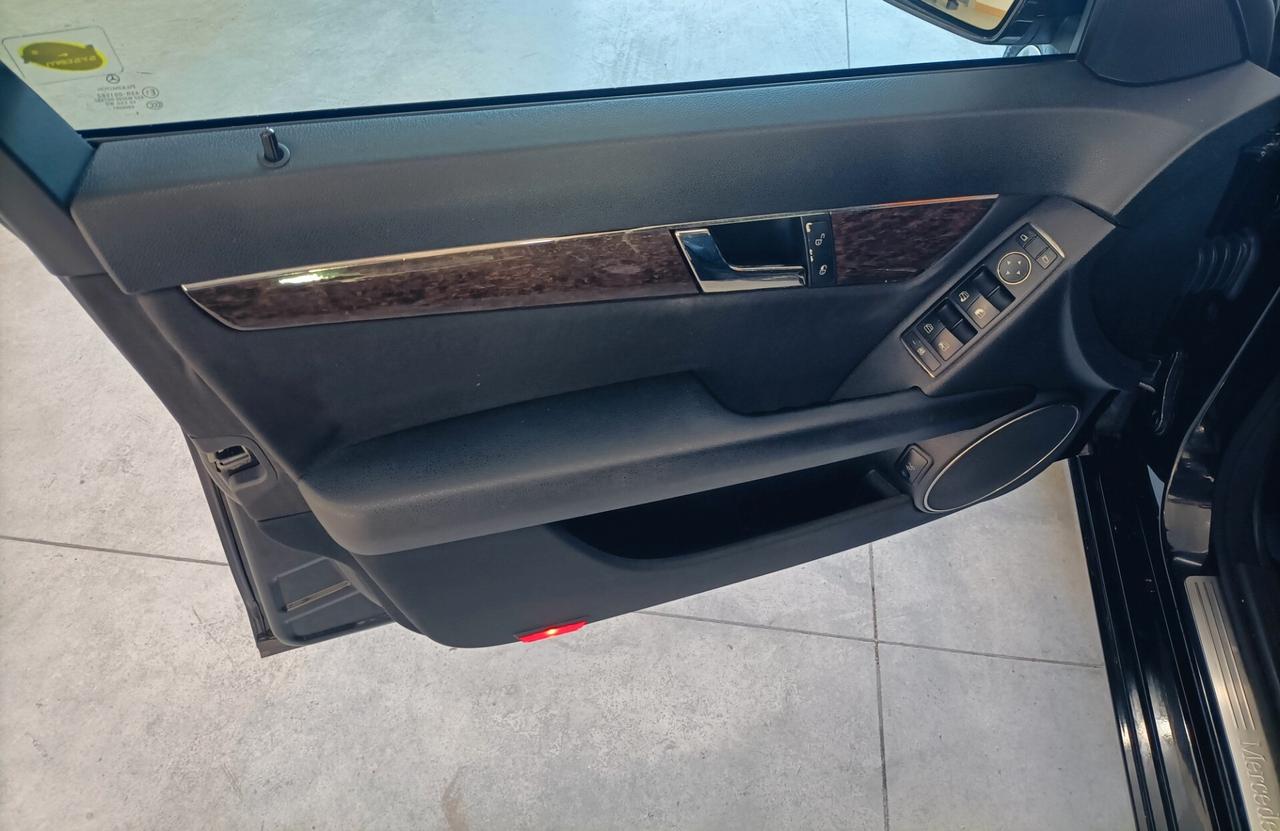 Mercedes-benz C 220 CDI BlueEFFICIENCY Elegance 06/2009