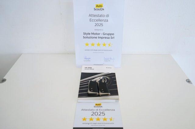 LEXUS UX 250h Hybrid Business 2WD Italiana Ufficiale