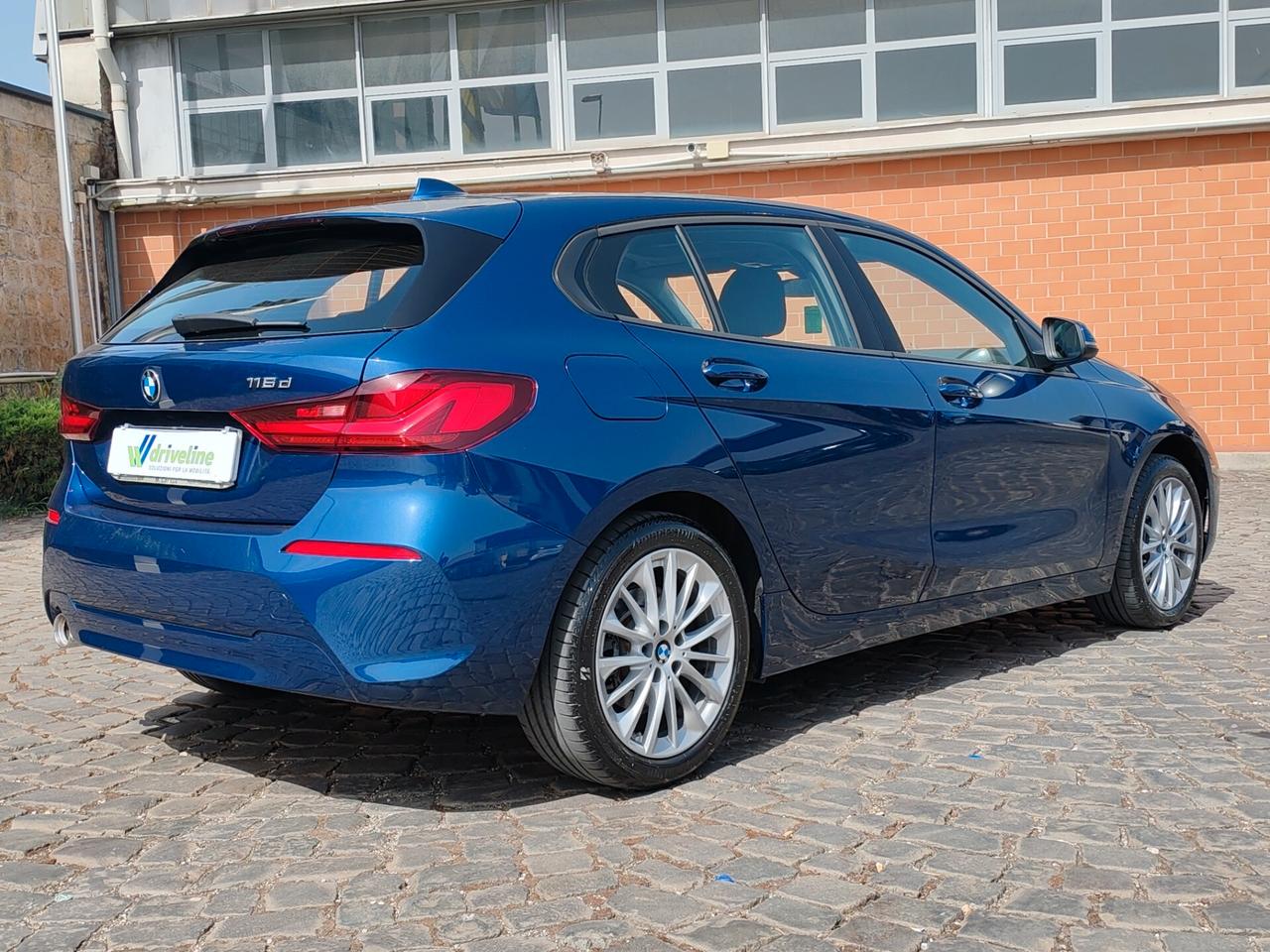 Bmw 116 116d 5p. Advantage