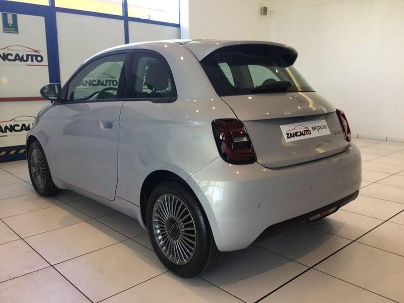 FIAT 500 Hybrid Hybrid Icon MY26 PACK COMFORT