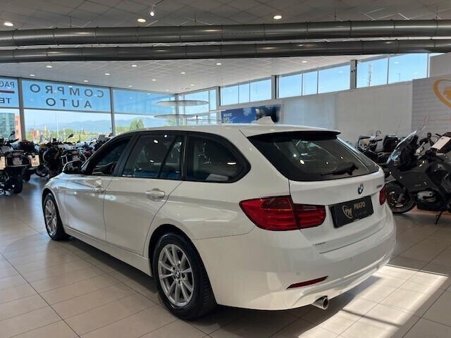 BMW 318 d Touring Business auto