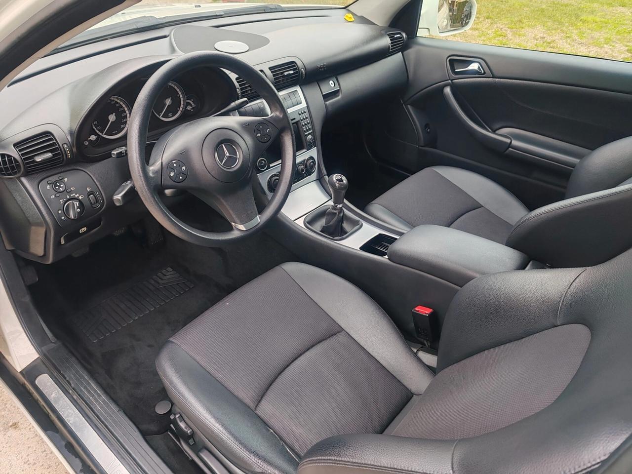 Mercedes-benz 220 CLC Sport Coupé 2011