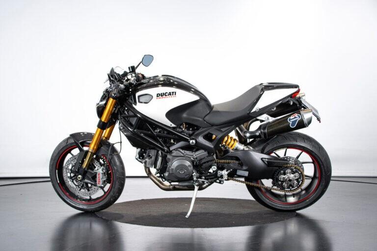 2009 DUCATI MONSTER 1100 S - RDS01720