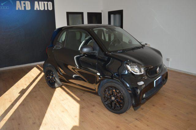 SMART ForTwo 70 1.0 twinamic Solidblack