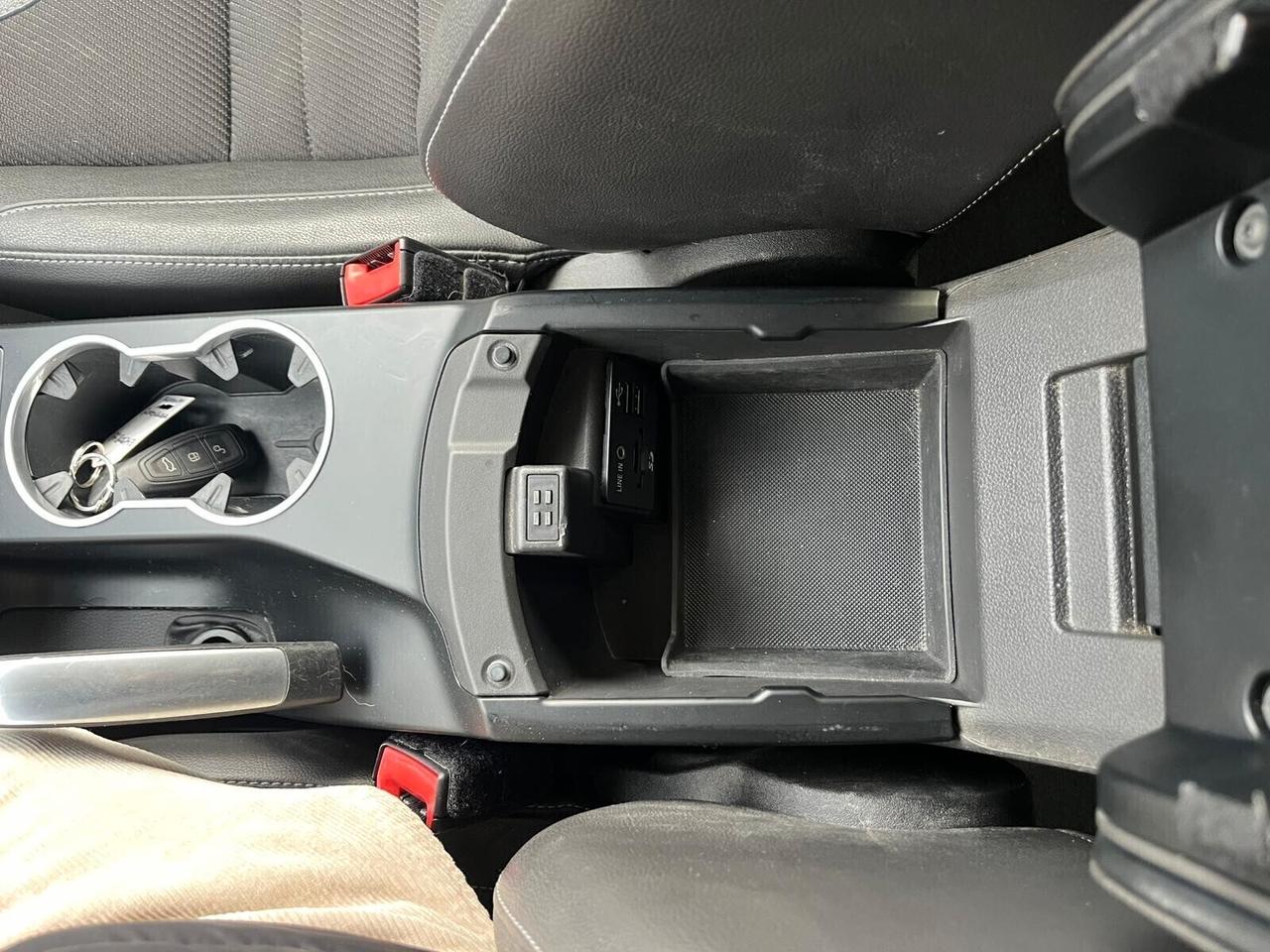 Ford Kuga 2.0 TDCI 150 CV S&S 4WD Powershift Titanium