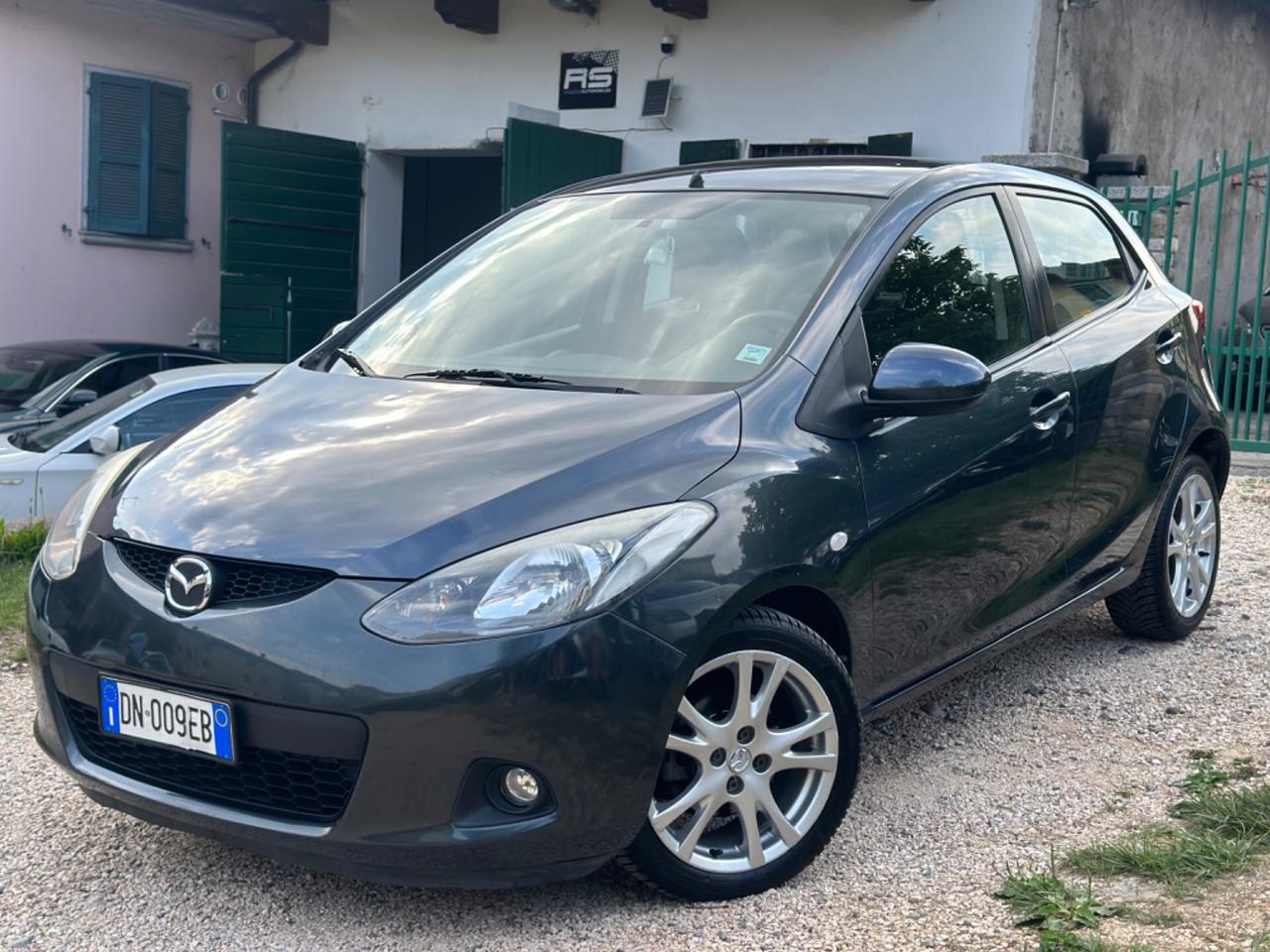 Mazda 2 1.3 16V 75CV 5P PLAY KMCERT NEOPAT UNICOPR