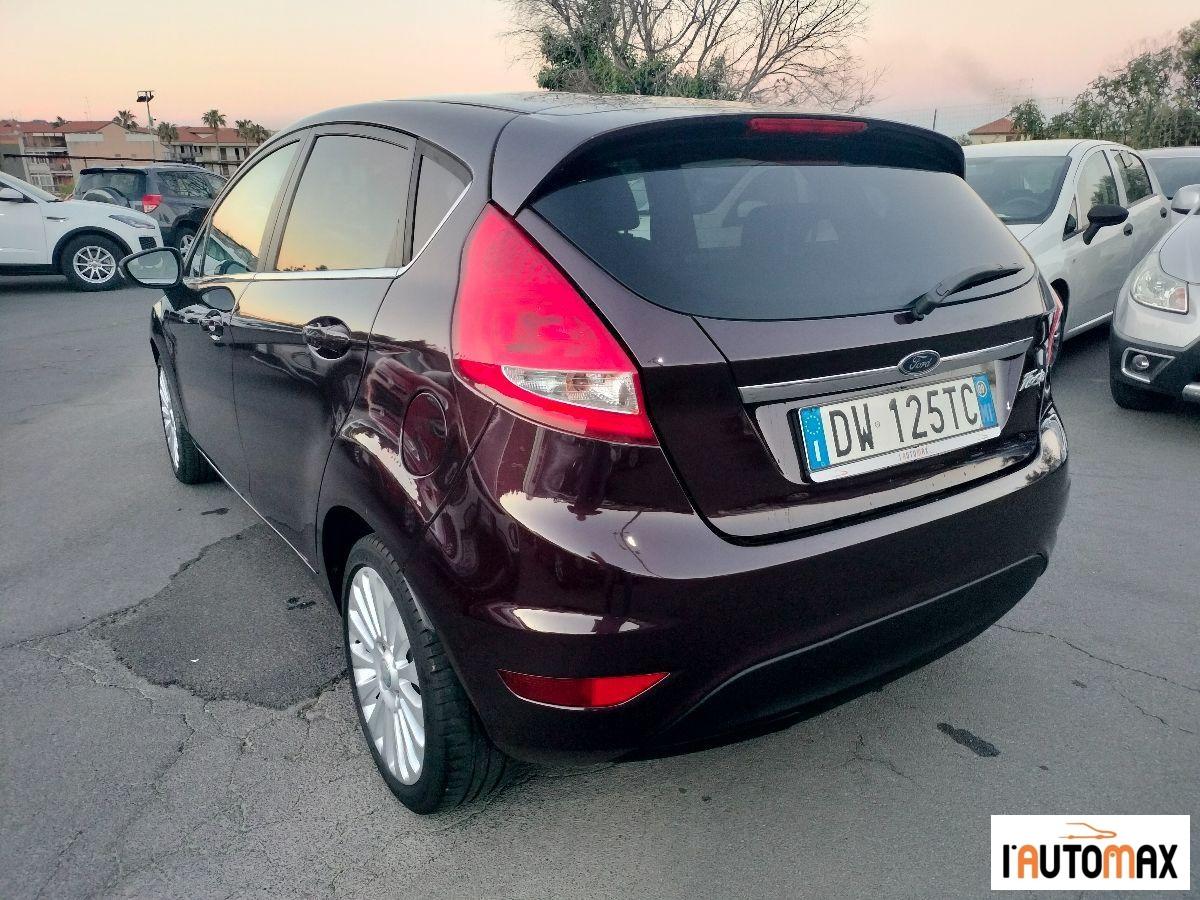 FORD - Fiesta 1.2 16v 82cv 5p