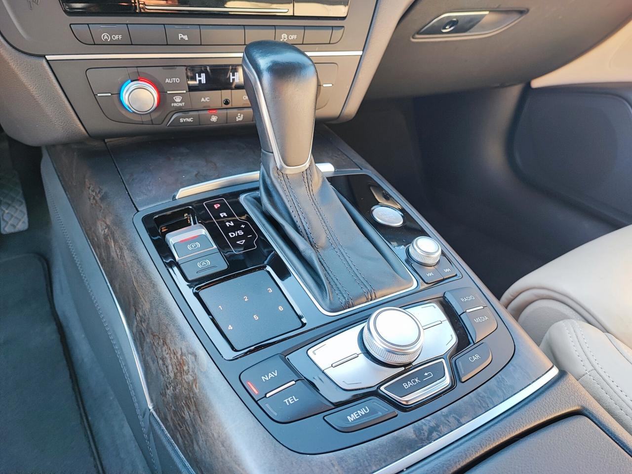 Audi A6 Avant 3.0 TDI quattro S tronic Business Plus