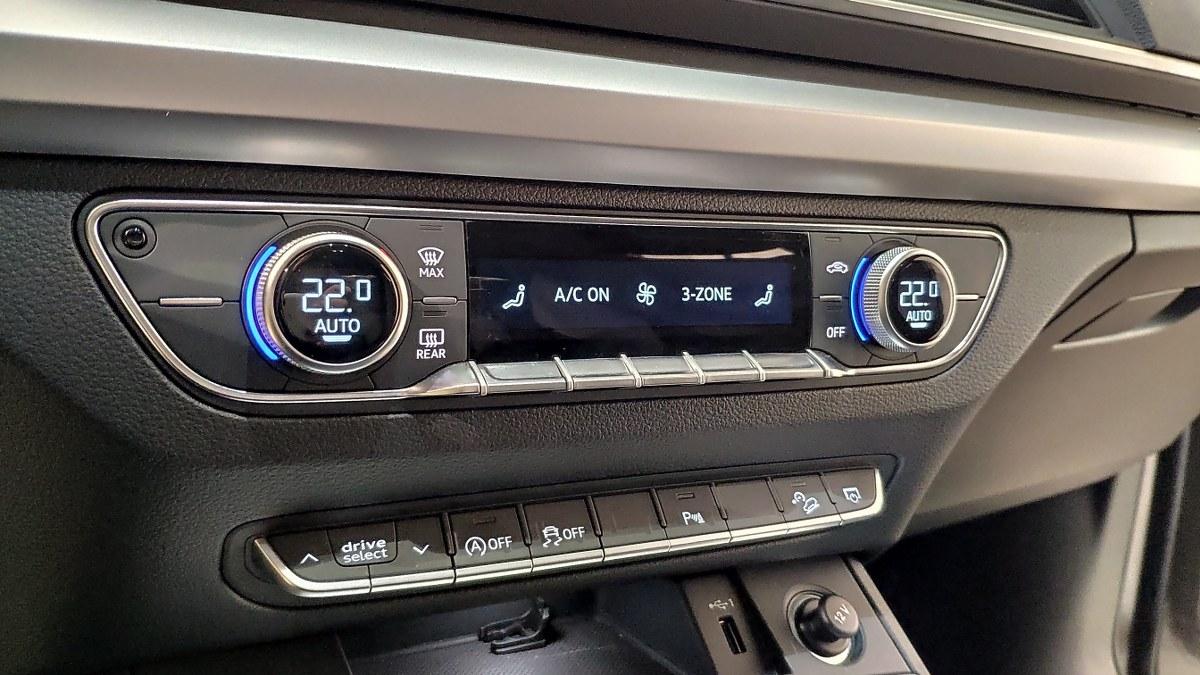 AUDI Q5 40 Tdi 204 Cv Quattro S Tronic S Line