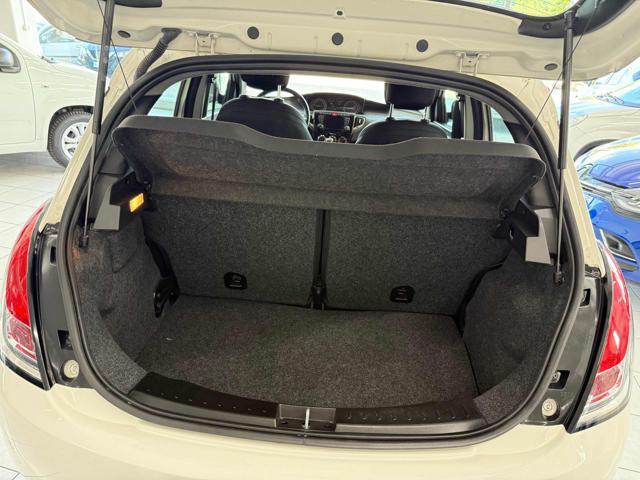 LANCIA Ypsilon 1.0 FireFly 5 porte S&S Hybrid Ecochic Gold