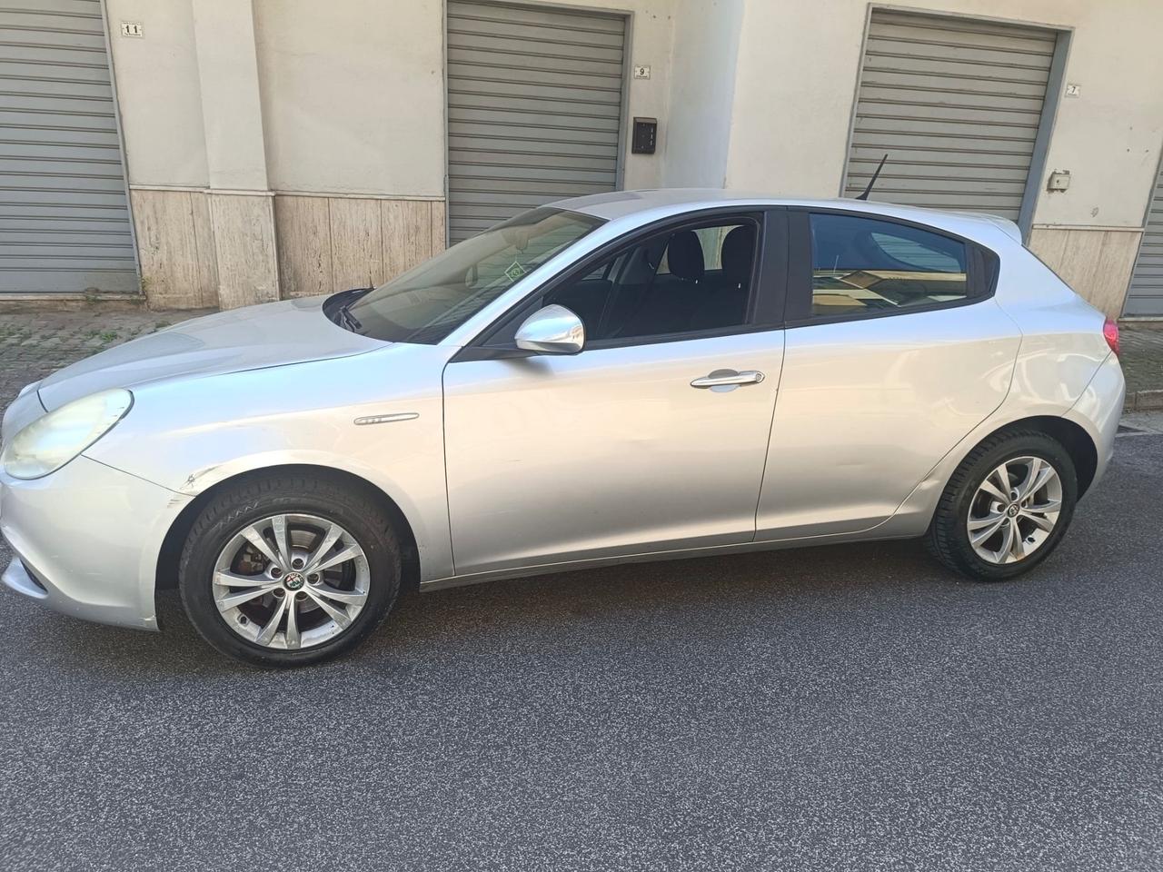 Alfa Romeo Giulietta 1.6 JTDm-2 105 CV Progression