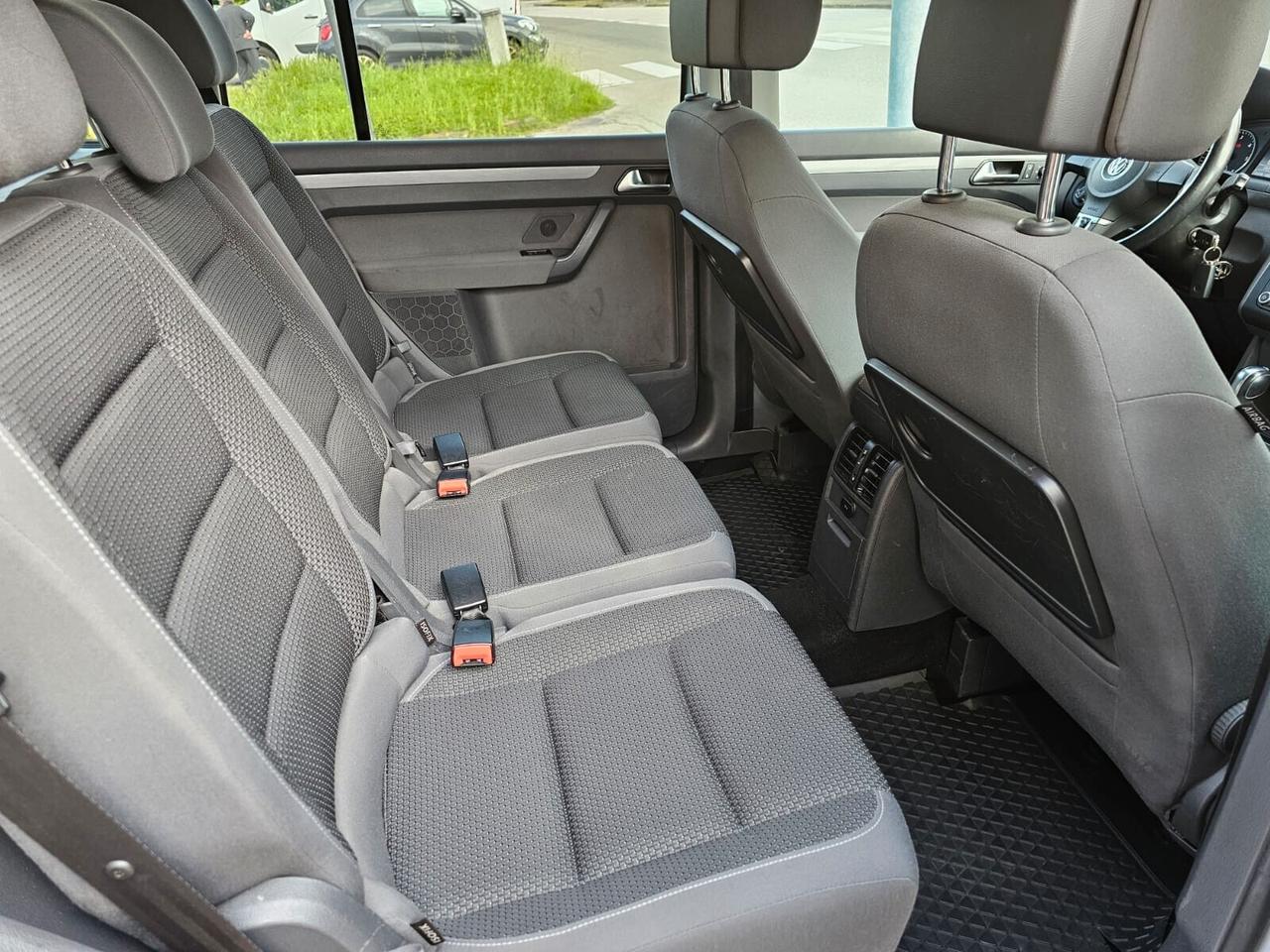 Volkswagen Touran 1.6 TDI 105cv DSG Trendline*Navi*Pdc*5Posti*