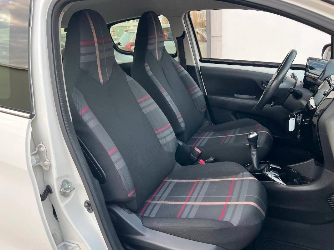 Peugeot 108 1.2 vti 12v Allure 5p