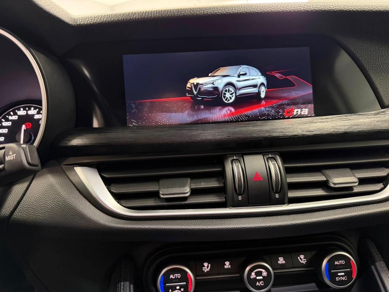 Alfa Romeo Stelvio 2.2 Turbodiesel 160 CV AT8 RWD Business