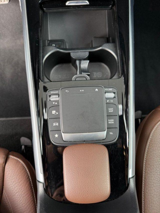 MERCEDES-BENZ GLB 220 2.0 d 190cv Automatic 4Matic Premium BLACK PACK-20