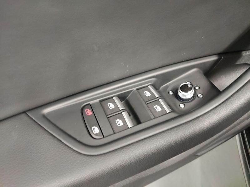 Audi A4 A4 Avant 40 TDI quattro S tronic S line edition