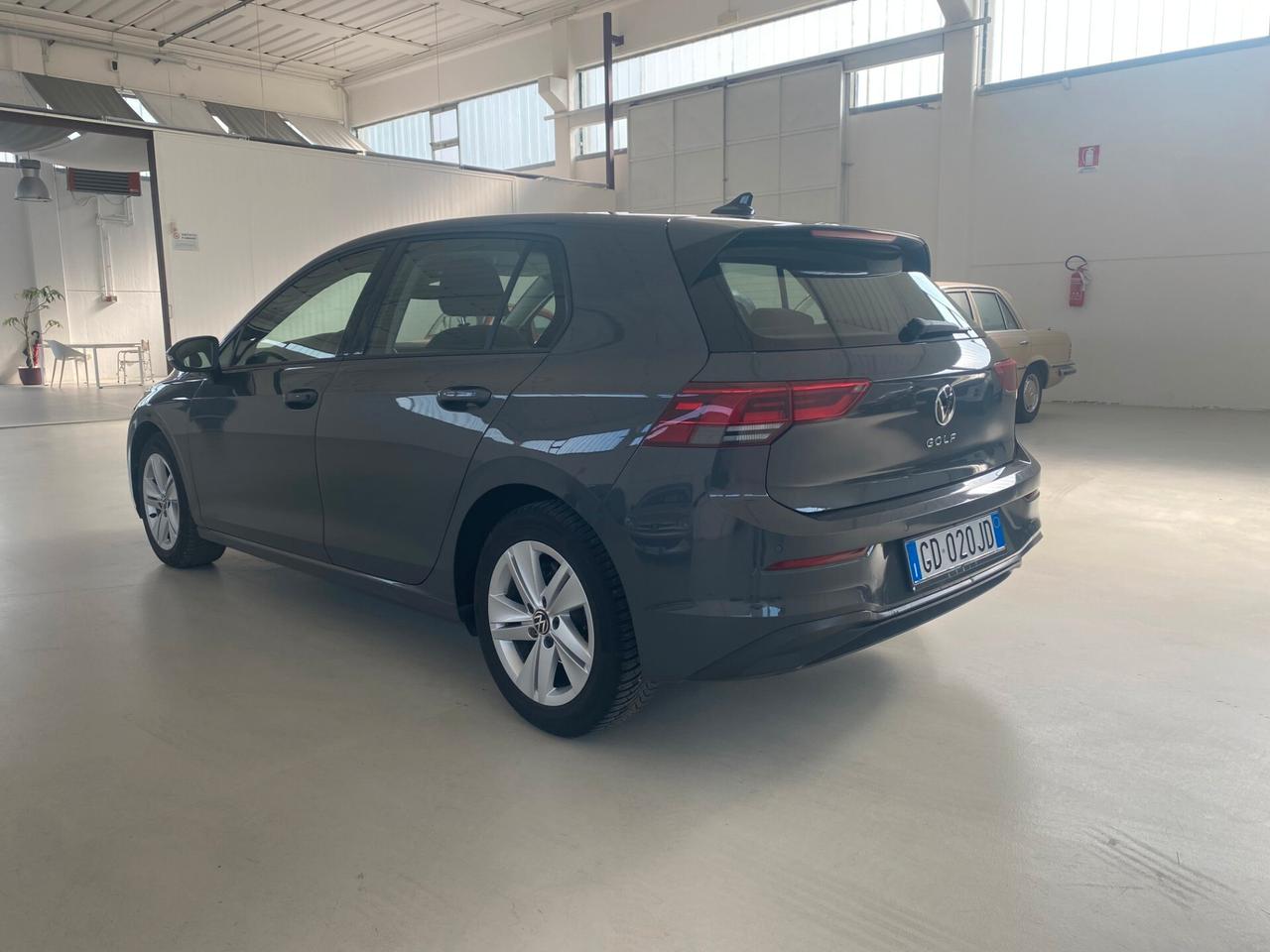 Volkswagen Golf 1.5 TGI DSG Life