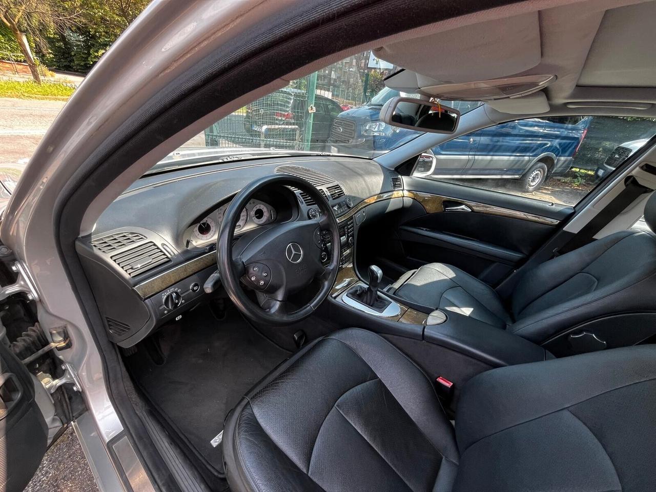 Mercedes-benz E 240 cat Avantgarde benz/GPL - 2002