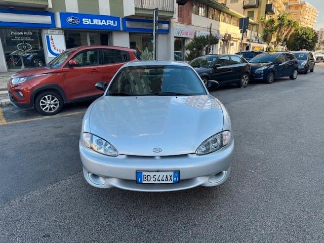 Hyundai Coupe 1.6i 16V cat FX