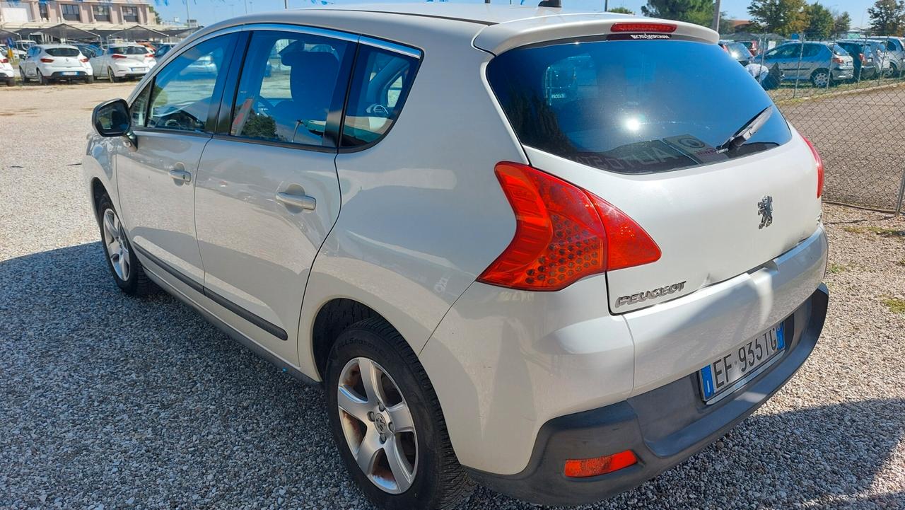 Peugeot 3008 1.6 HDi 110CV Premium