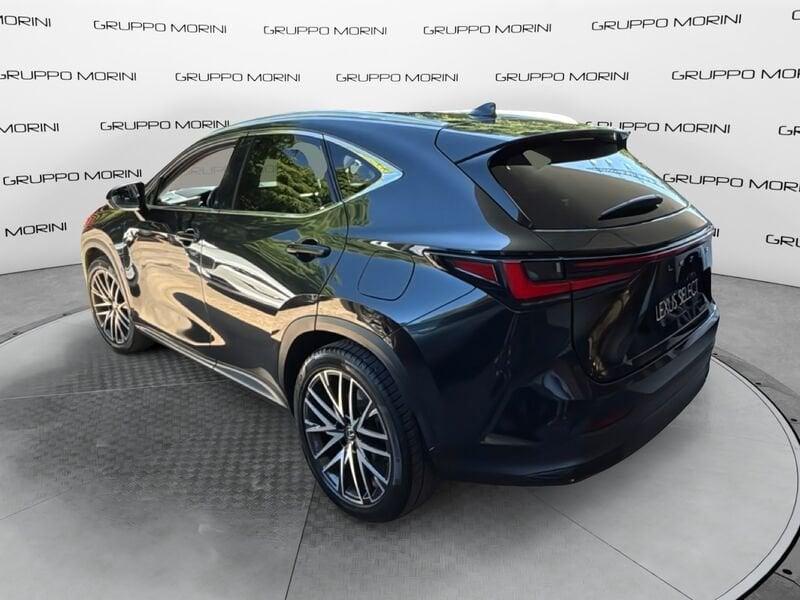 Lexus NX Hybrid Luxury 4WD MY22