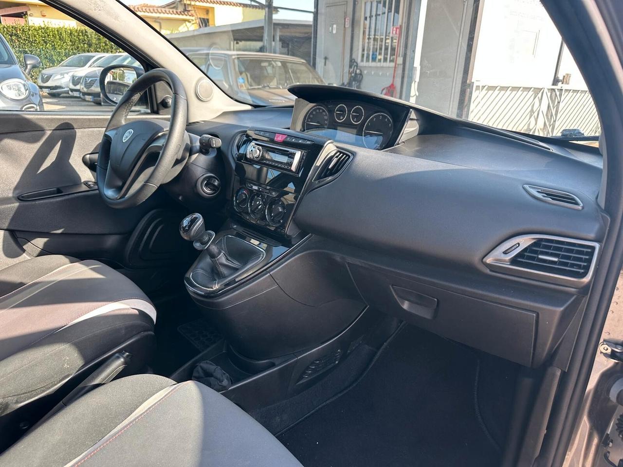 Lancia Ypsilon 1.2 Benzina/GPL