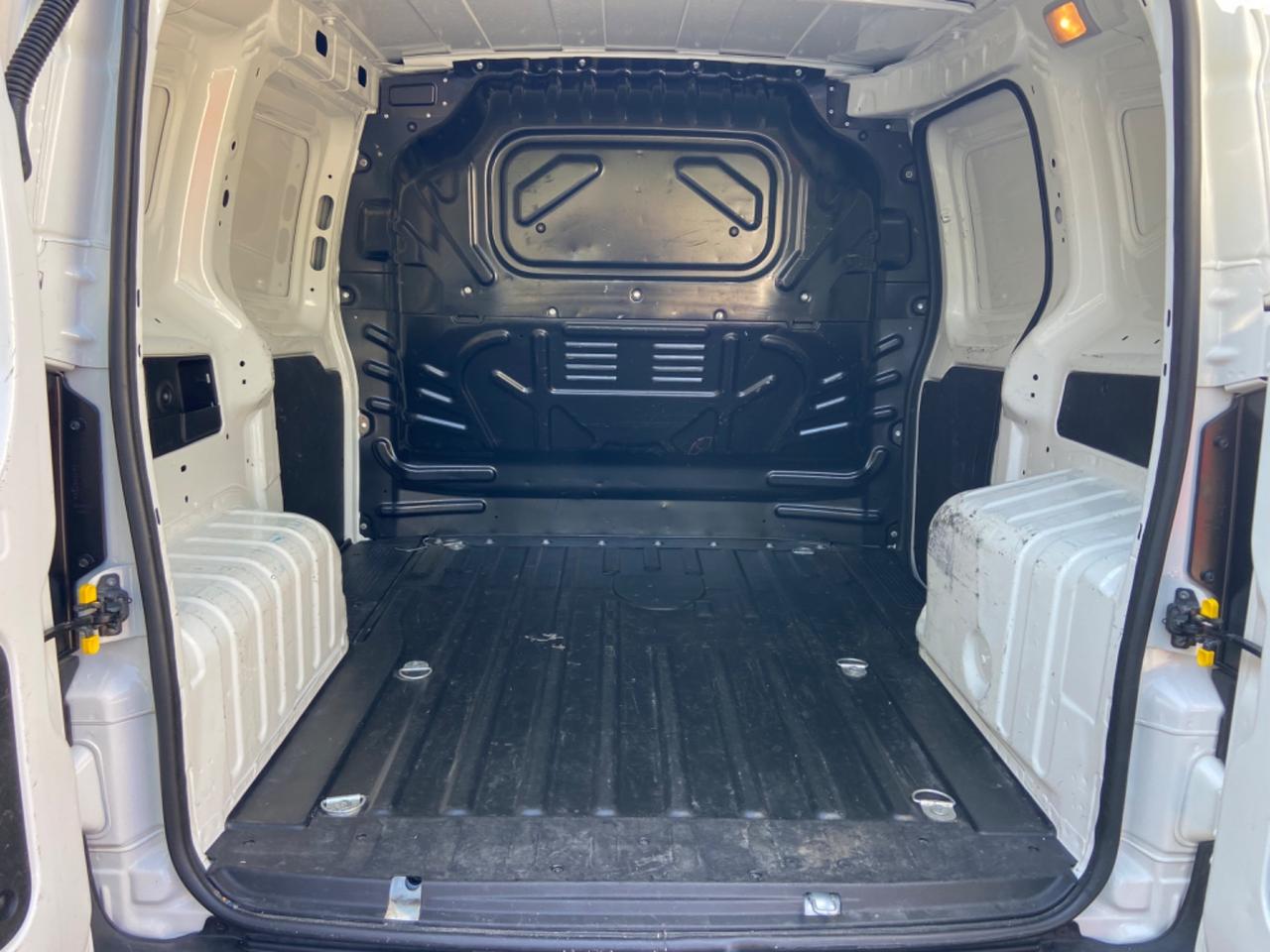 Fiat Fiorino 1.3 MJT 95CV Cargo SX