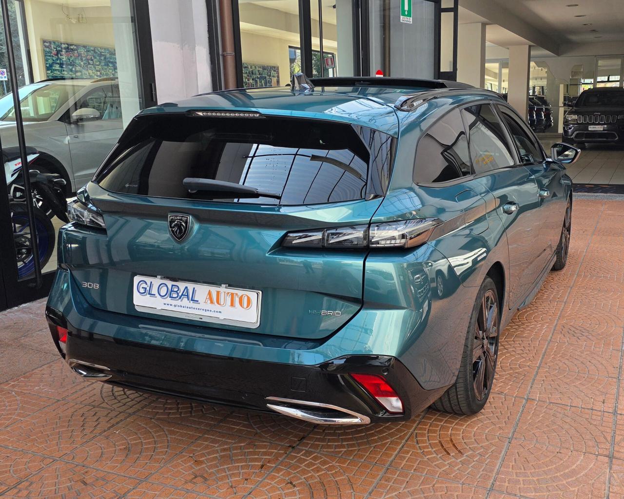 Peugeot 308 Plug-in Hybrid 225 e-EAT8 SW GT