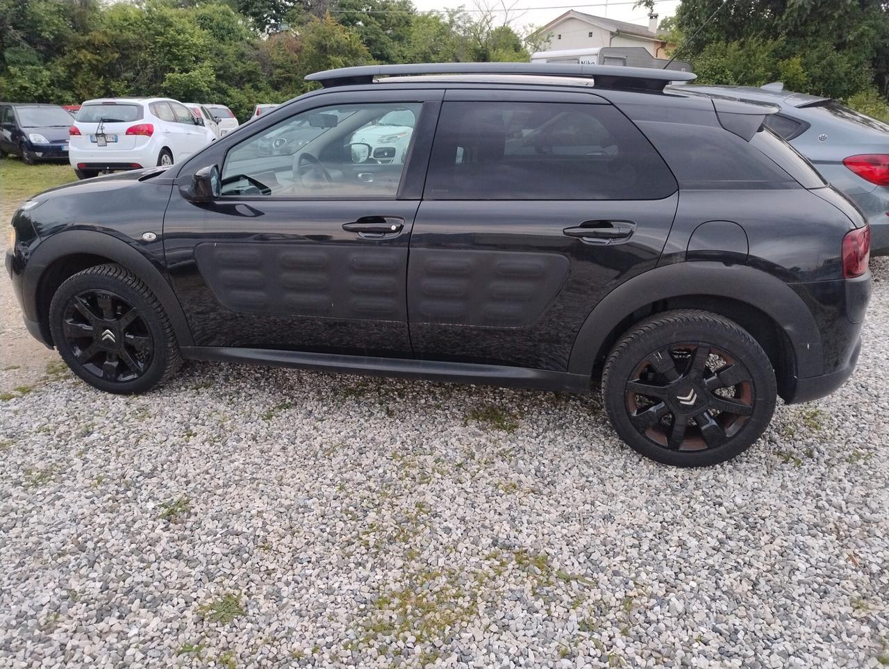 Citroen C4 Cactus PureTech 82 Shine