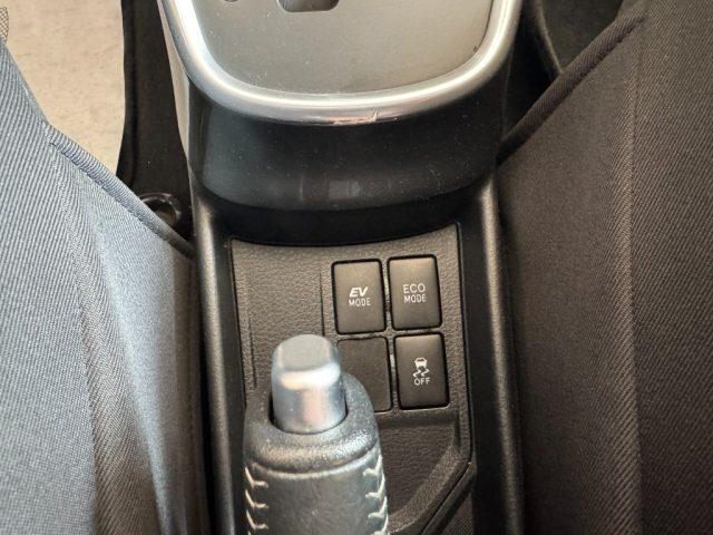 TOYOTA Yaris 1.5 Hybrid 5 porte Active