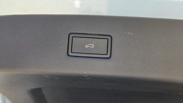 FORD Explorer -E Extended Range Explorer Premium 286 CV PERMUTE