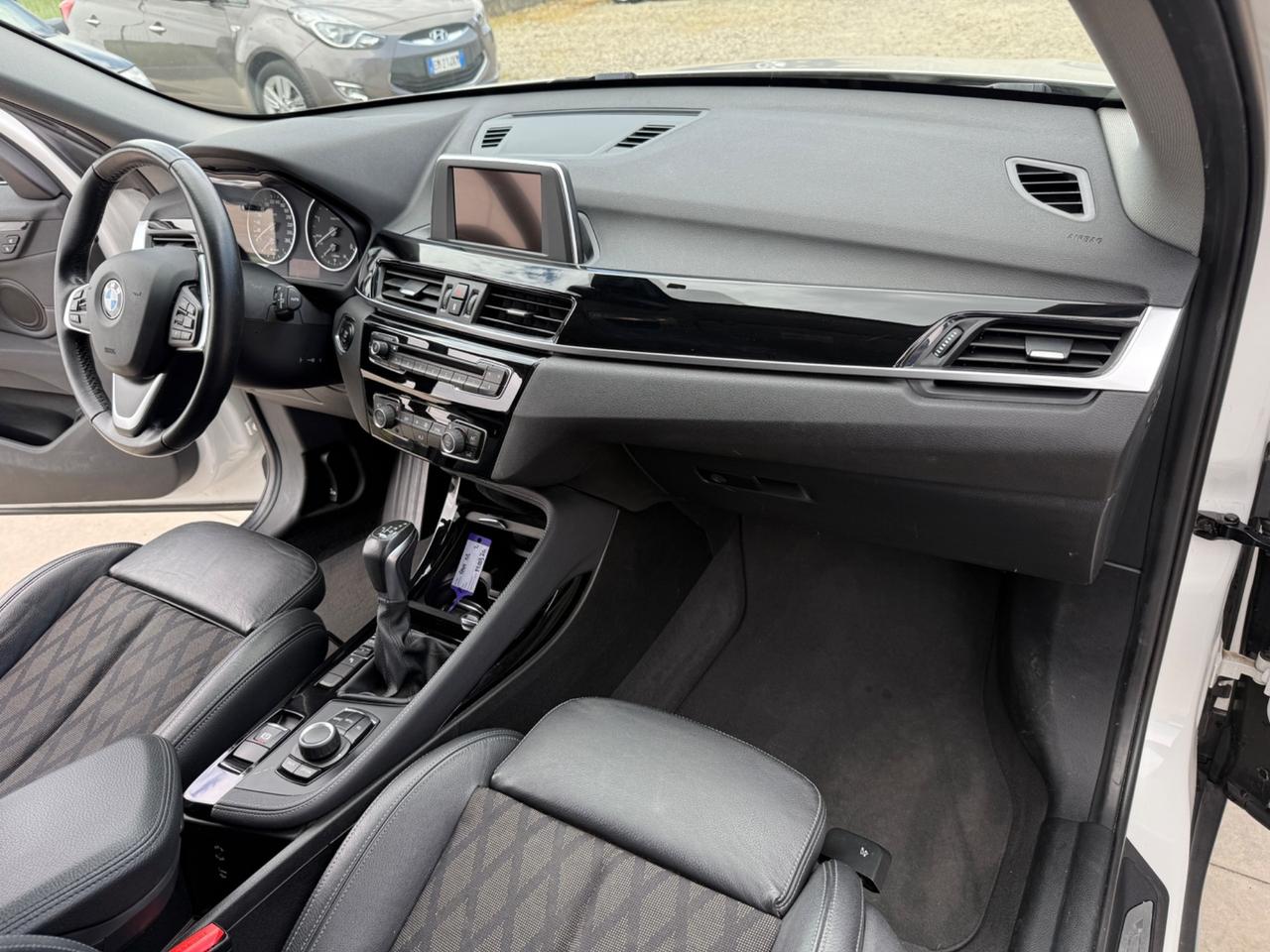 Bmw X1 sDrive 18d x Line 2016