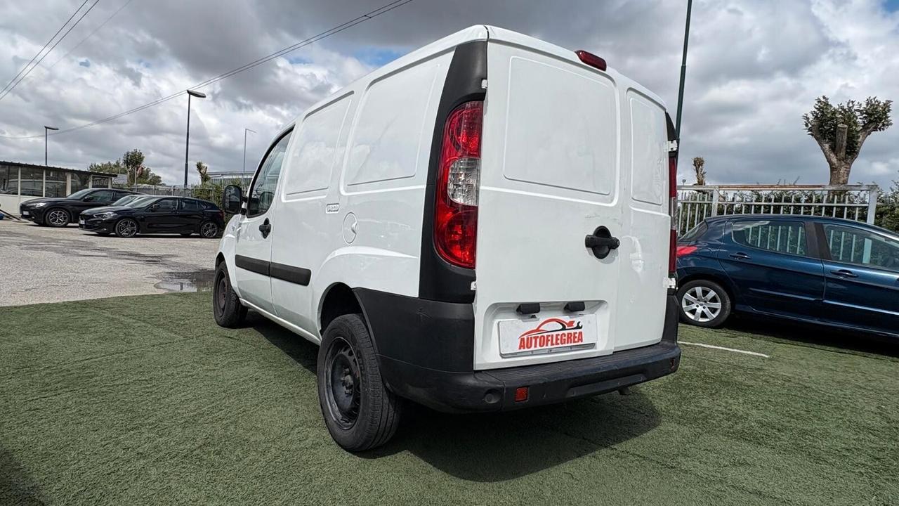 Fiat Doblo 1.9 JTD 223 | DIESEL| 223B1000 CC 1910 CV 105 KW 77 VAN, 4 P. (1000315)