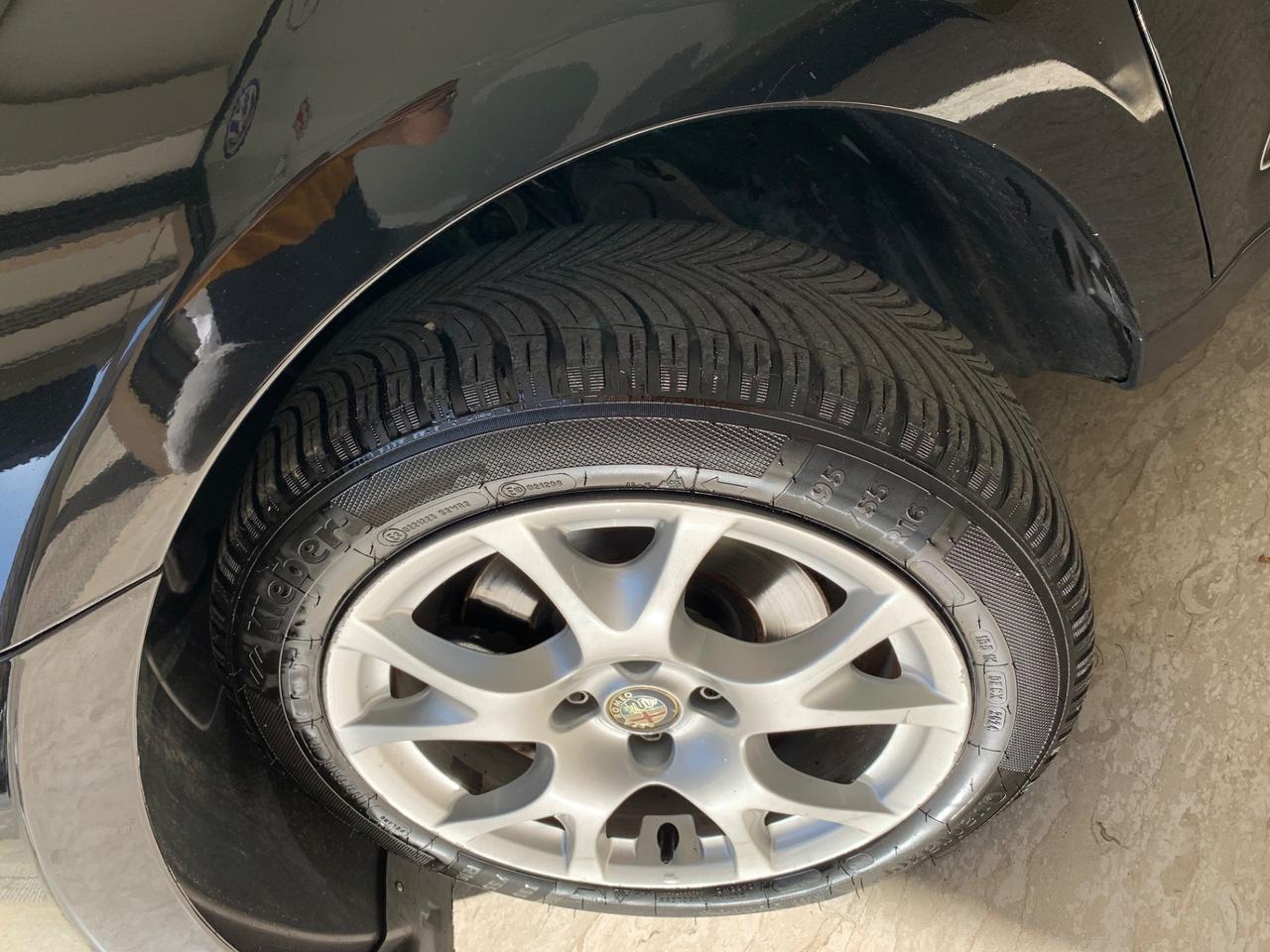 Alfa Romeo MiTo 1.3 JTDm 85 CV S&S Racer