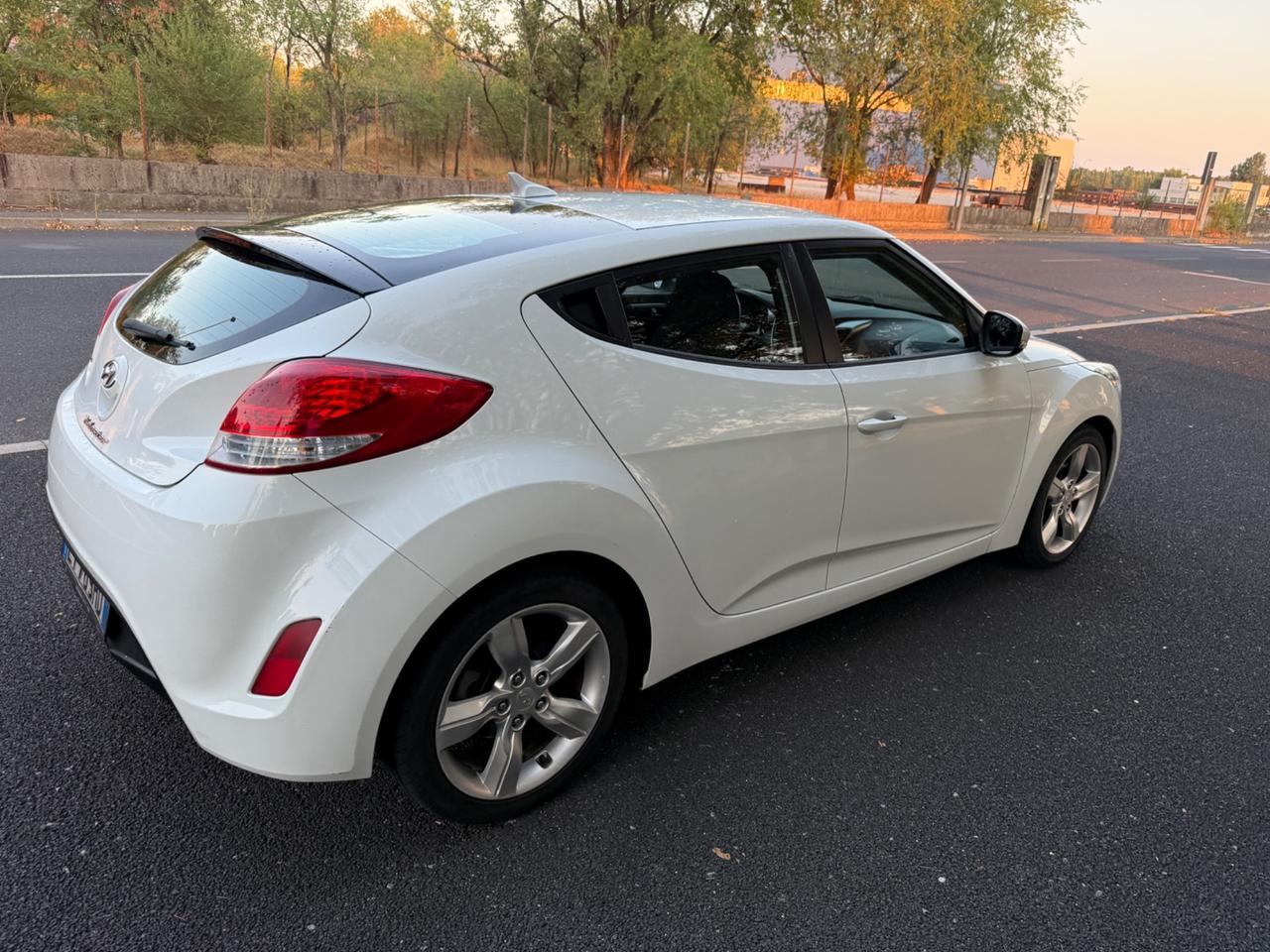 Hyundai Veloster 1.6 GDI DCT Comfort